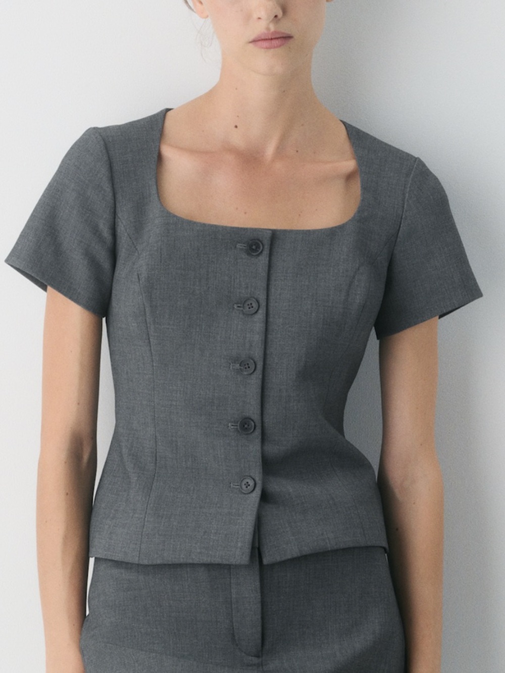 Aritizia Fidelity Grey square-neck top